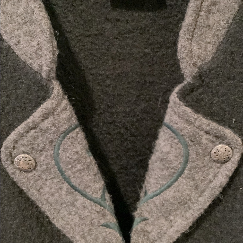 German Jacket Beautifully designed Bavarian wool jacket purchased in Germany - Picture 2 of 5